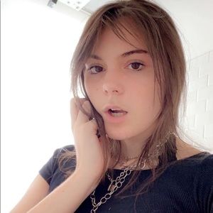 Meet your Posher, Hannah